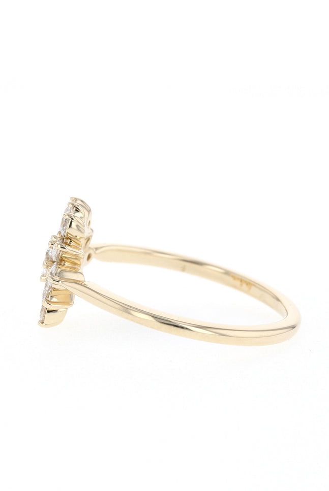 Petite Round Engagement Ring