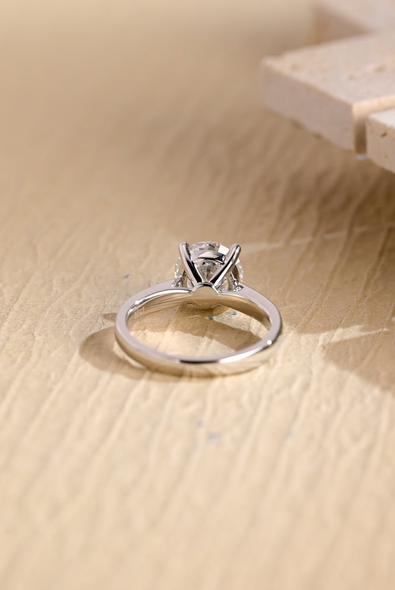 Round Brilliant Moissanite Ring