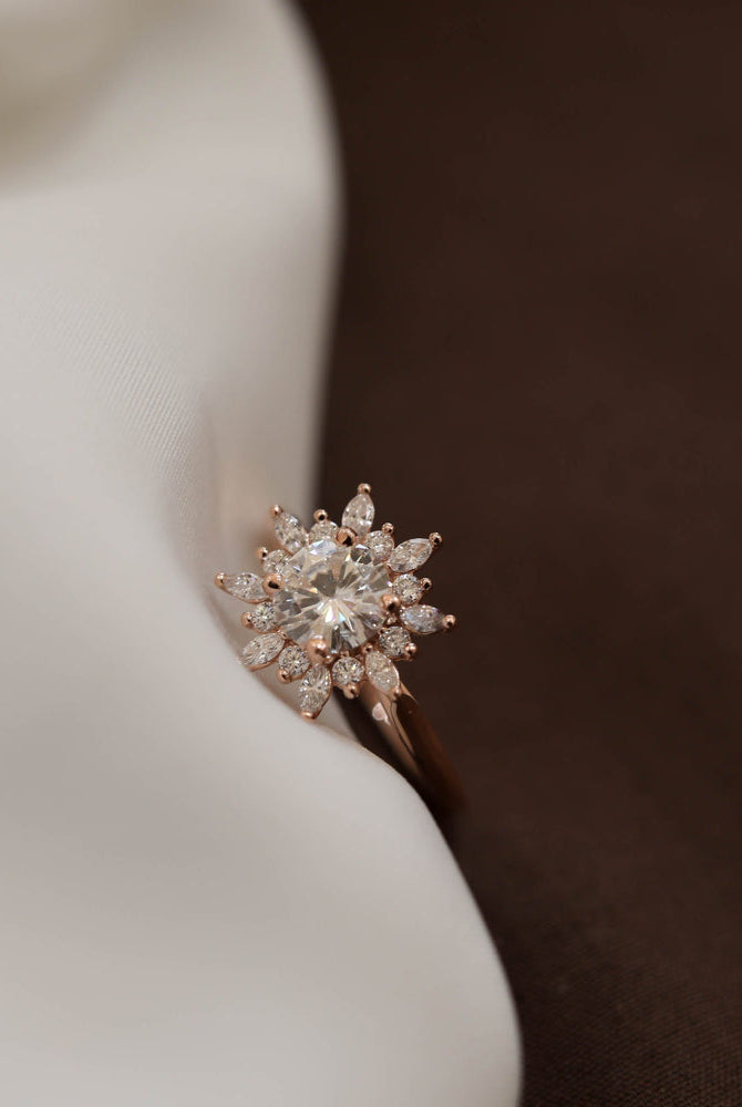 Round Cut Moissanite Ring