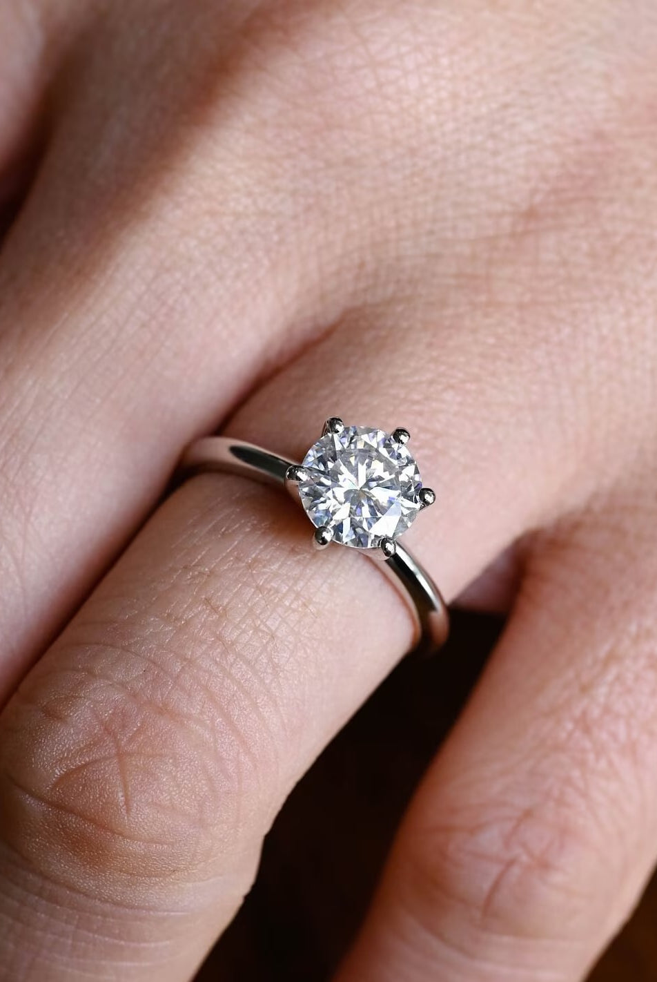 Luxury Moissanite Ring