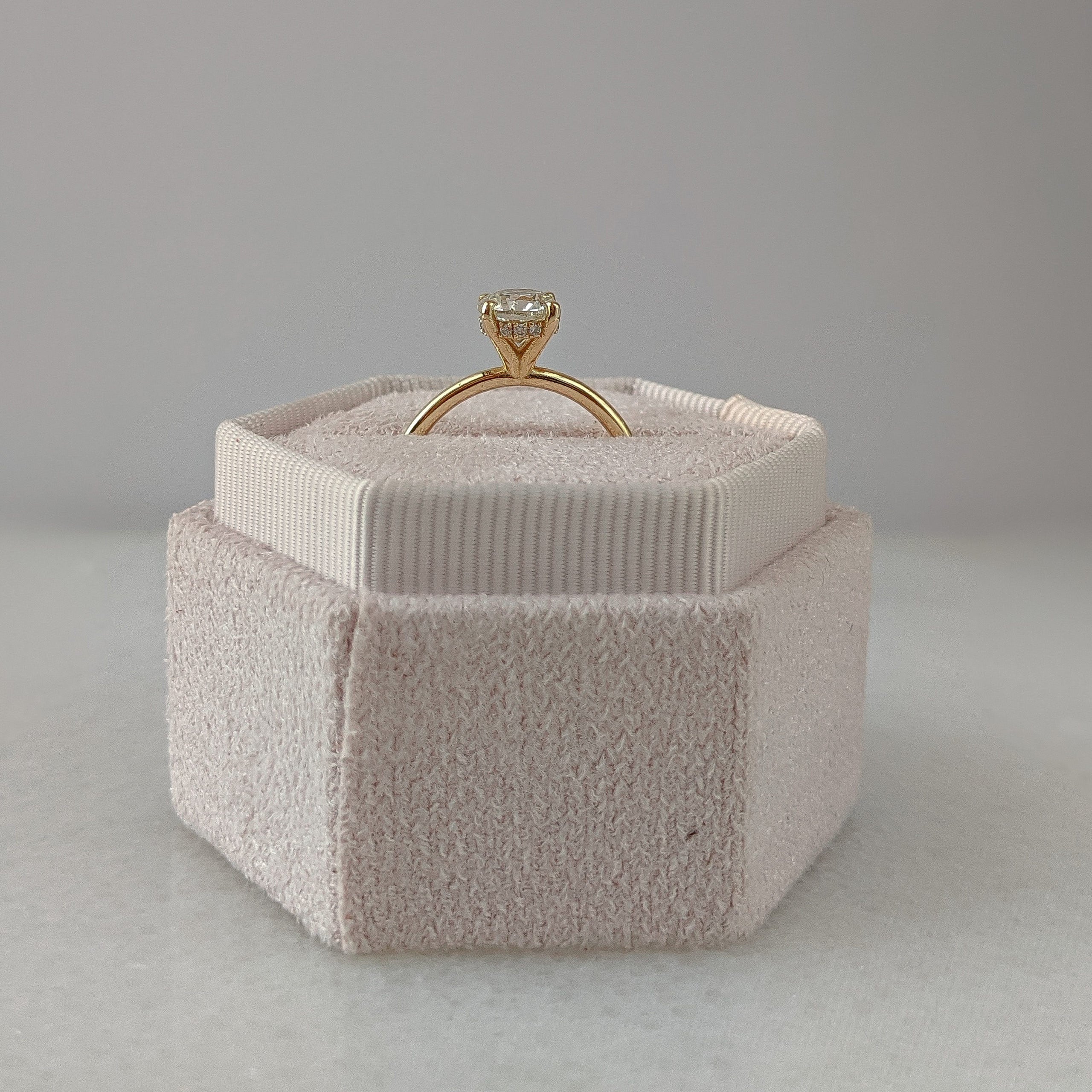 Round Bridal Ring
