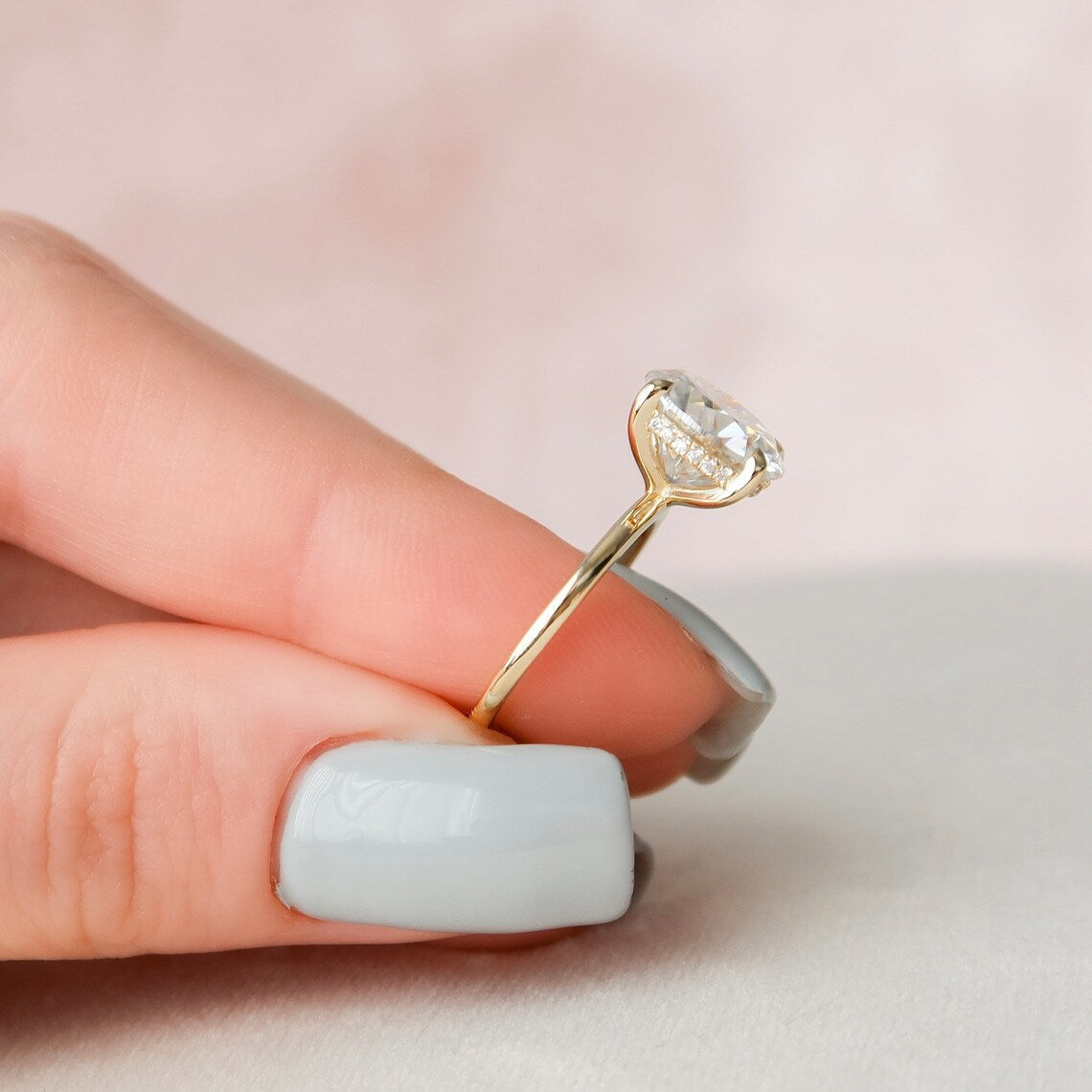 Round Moissanite Diamond Ring