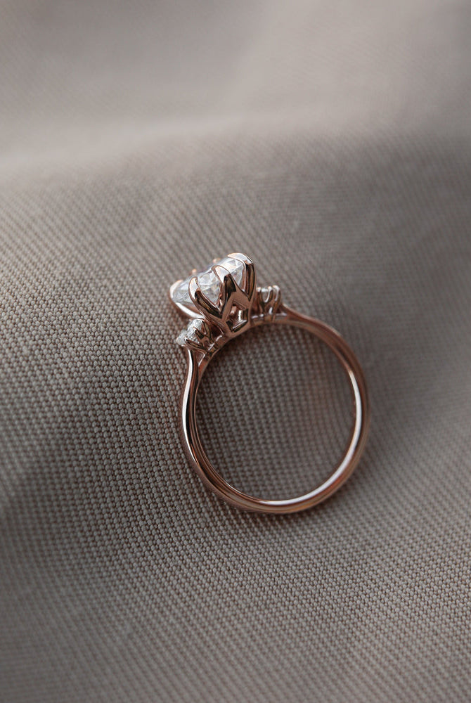 Luxury Moissanite Engagement Ring