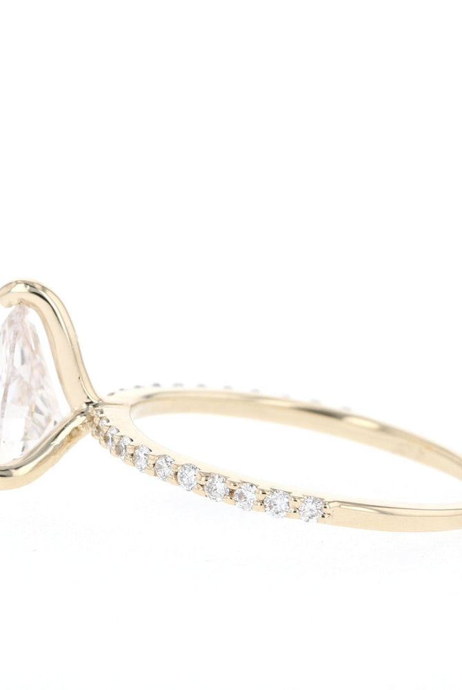 Pear Cut Engagement Ring