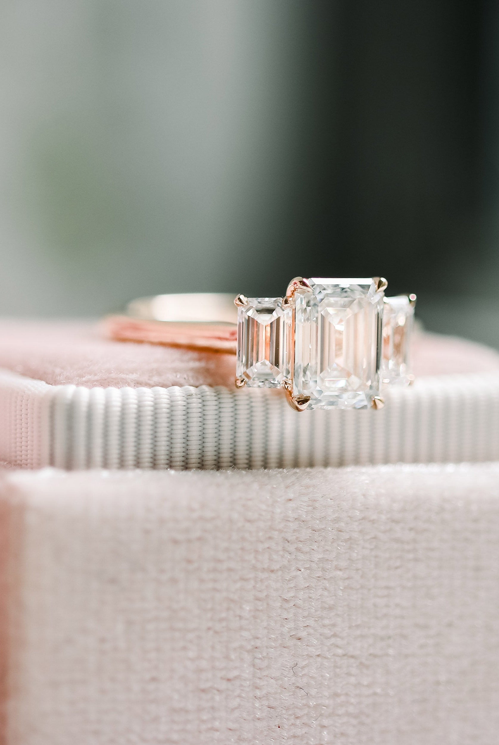 2.0CT Moissanite Ring