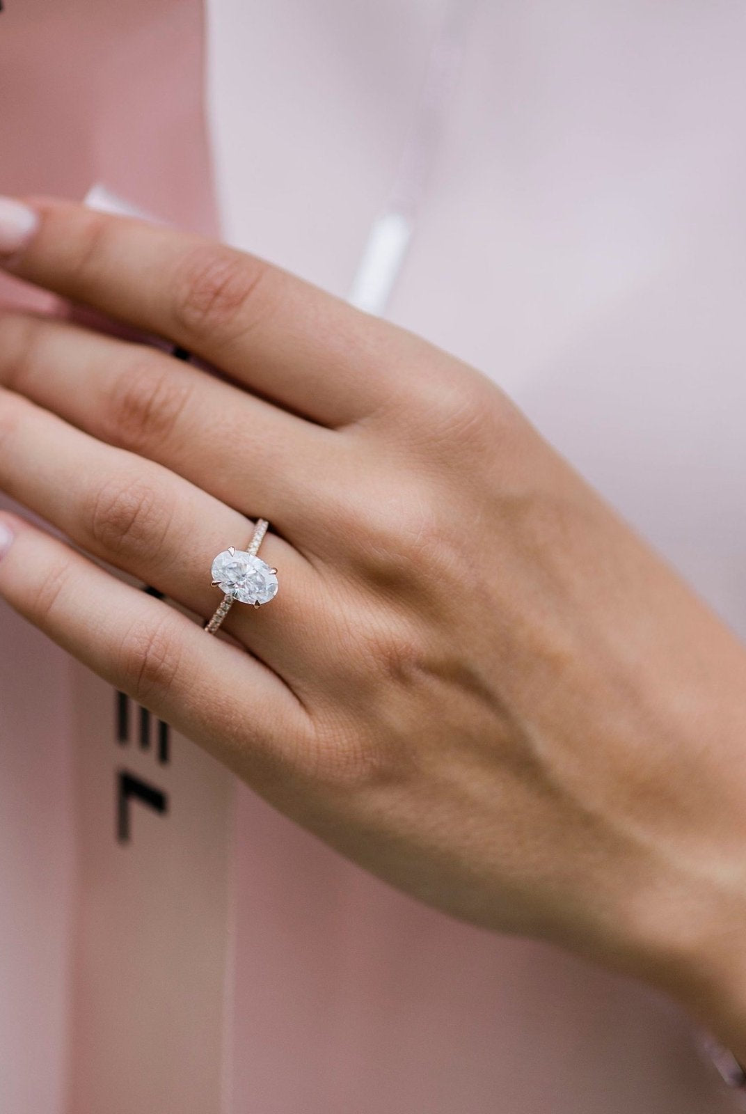 Oval Cut Moissanite Ring
