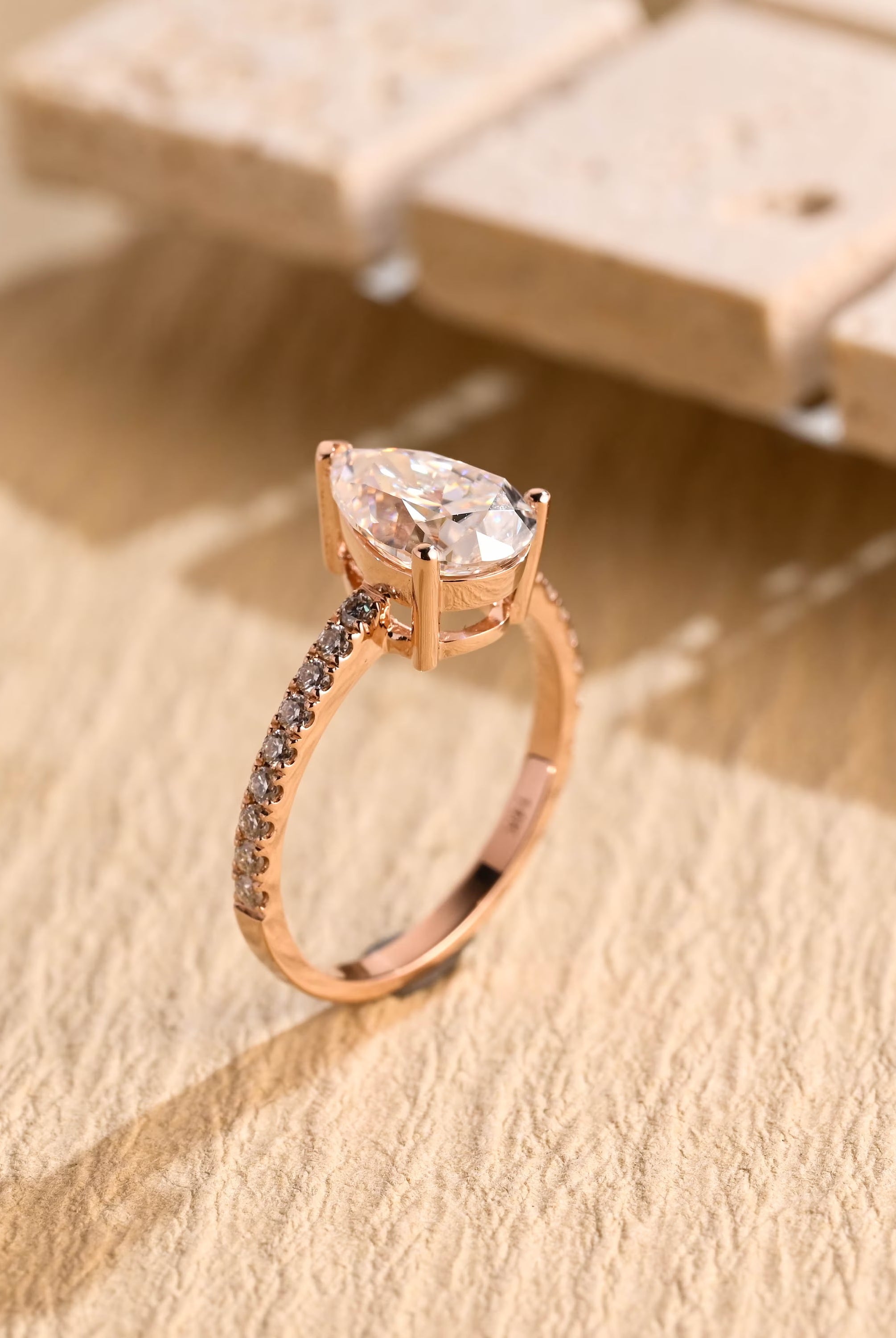 US bridal pear pavé engagement ring