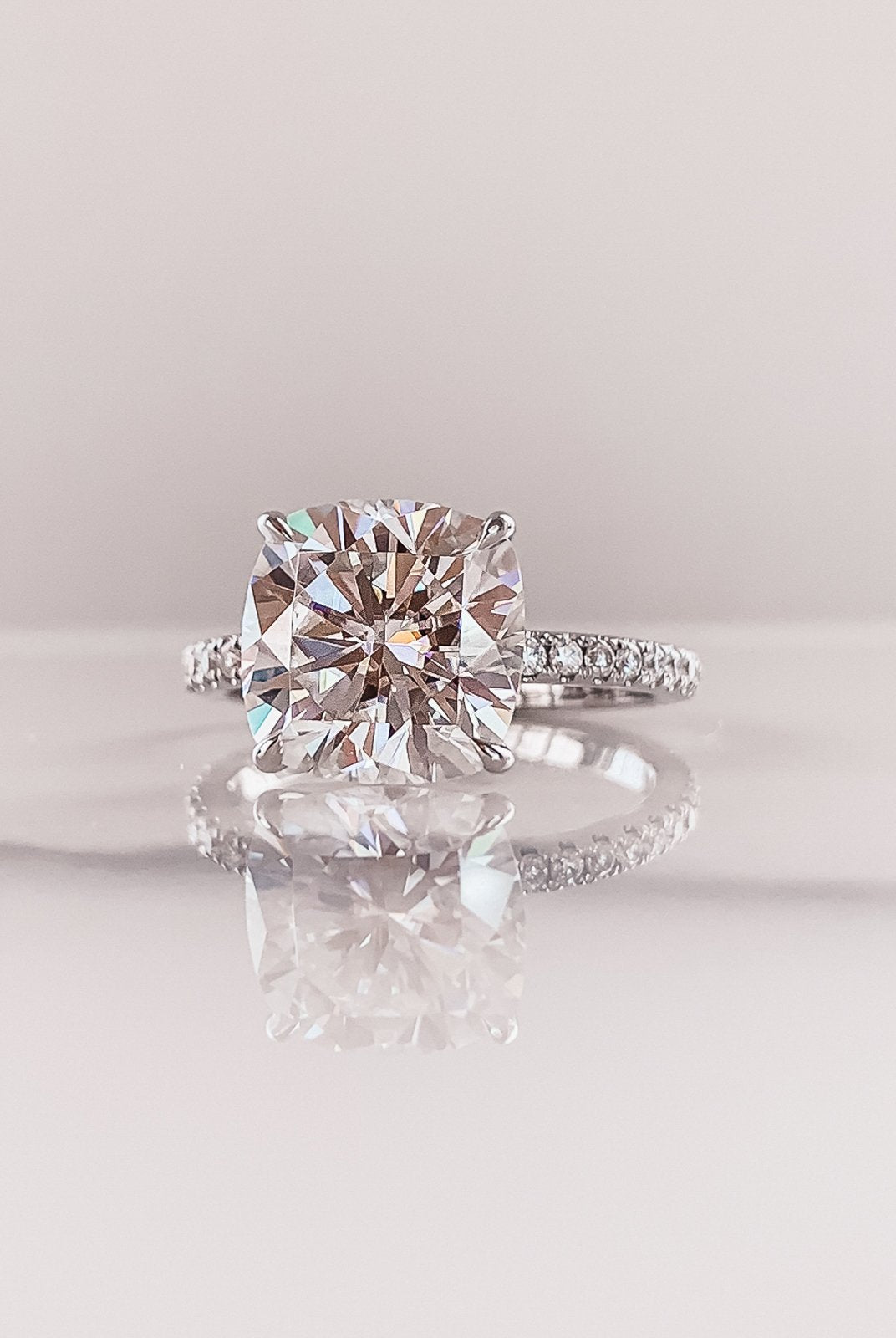 Moissanite wedding jewelry for classic wedding