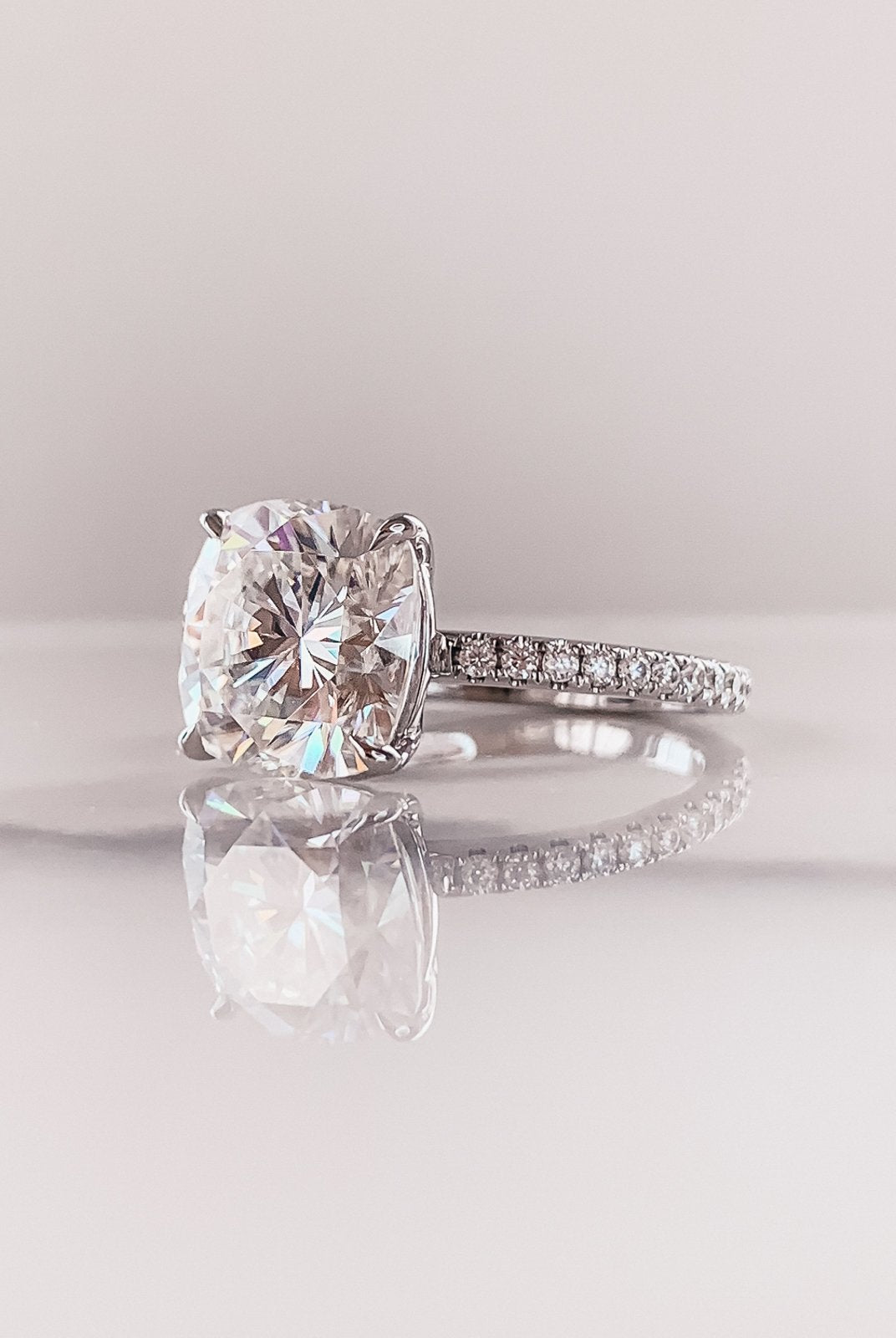 Moissanite wedding jewelry for elegant wedding