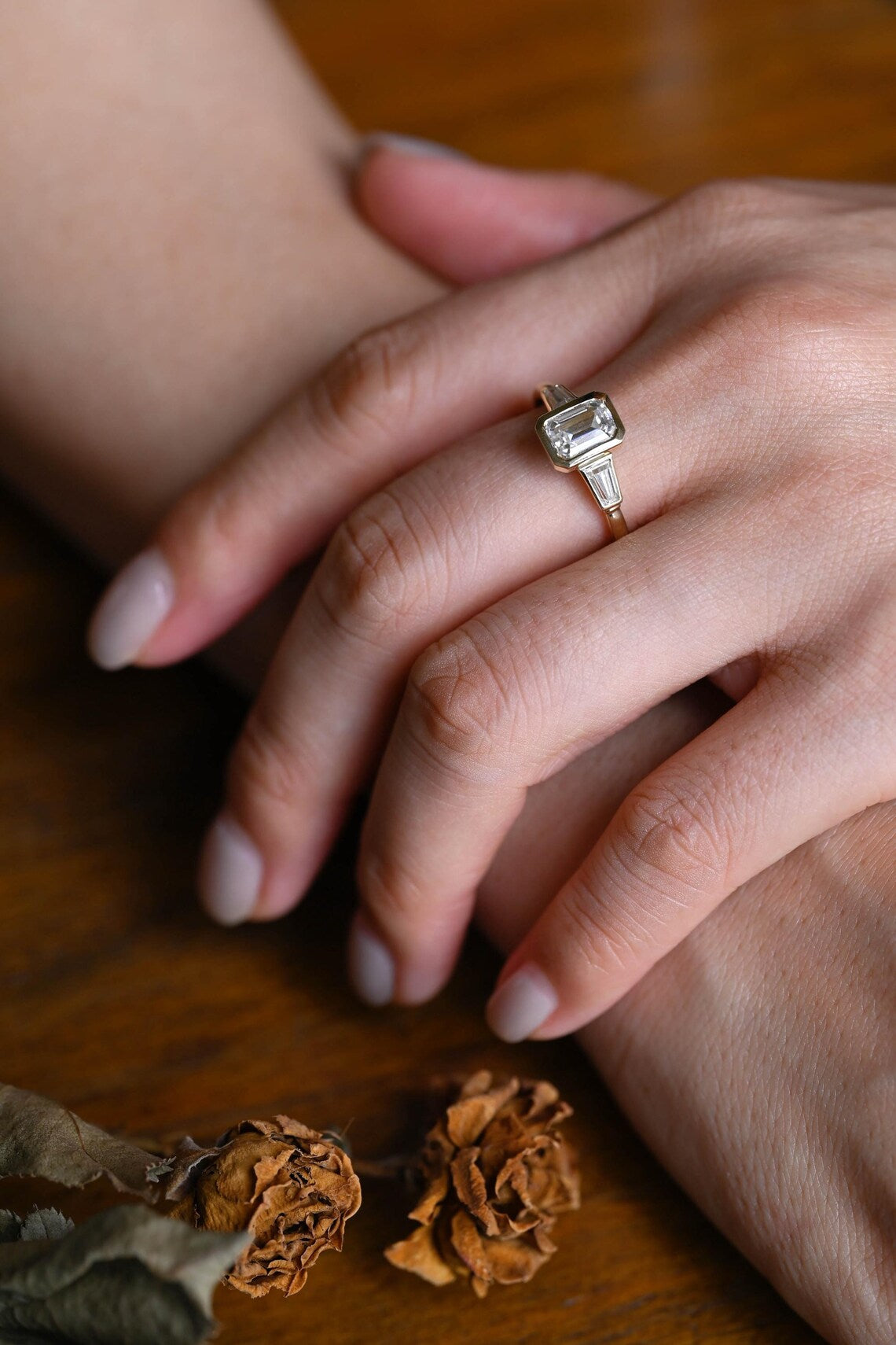 Luxury Moissanite Engagement Ring
