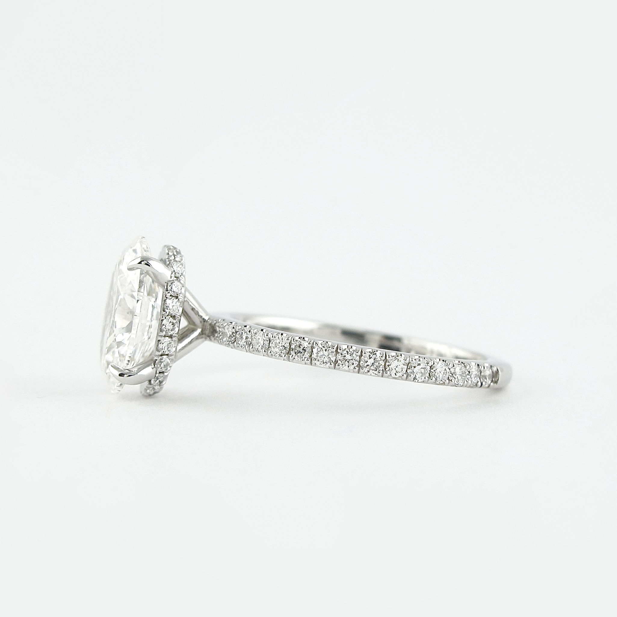 Oval Diamond Alternative Ring