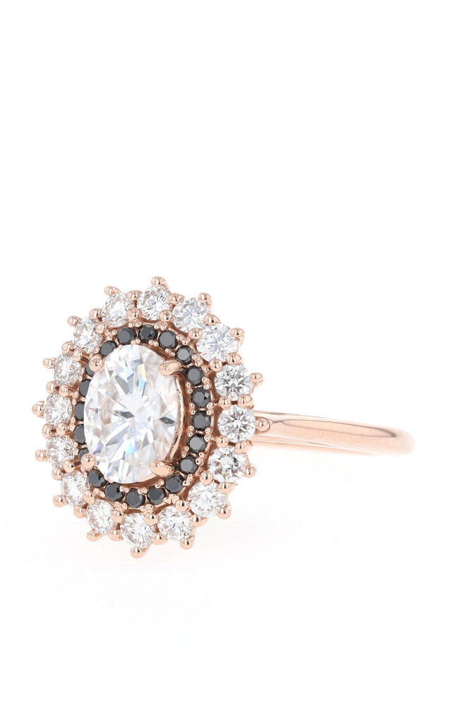 Luxury Moissanite Engagement Ring