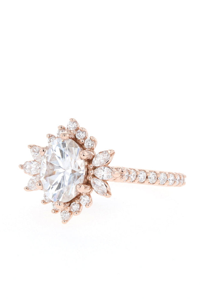 Luxury Moissanite Engagement Ring
