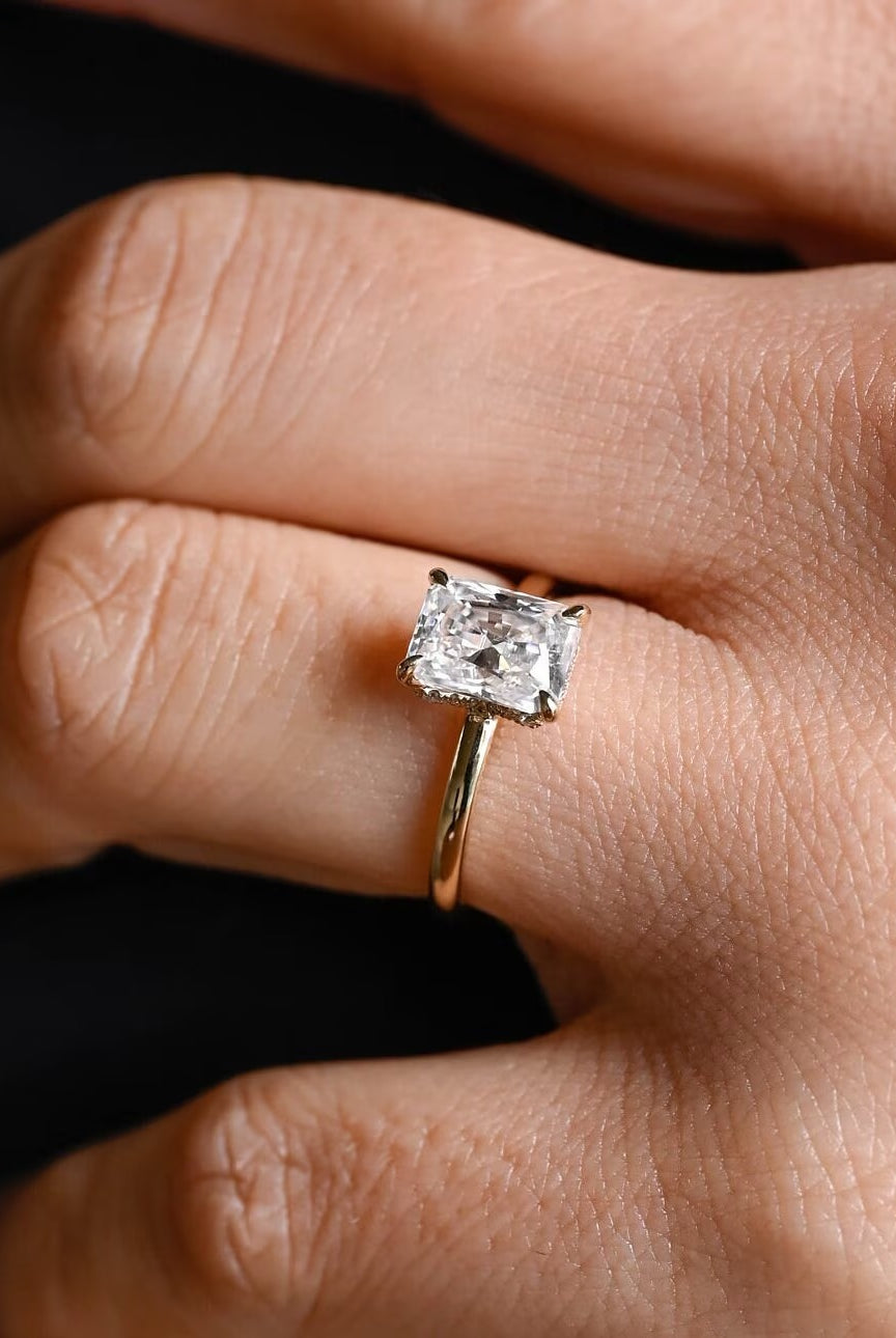 Luxury Radiant Engagement Ring