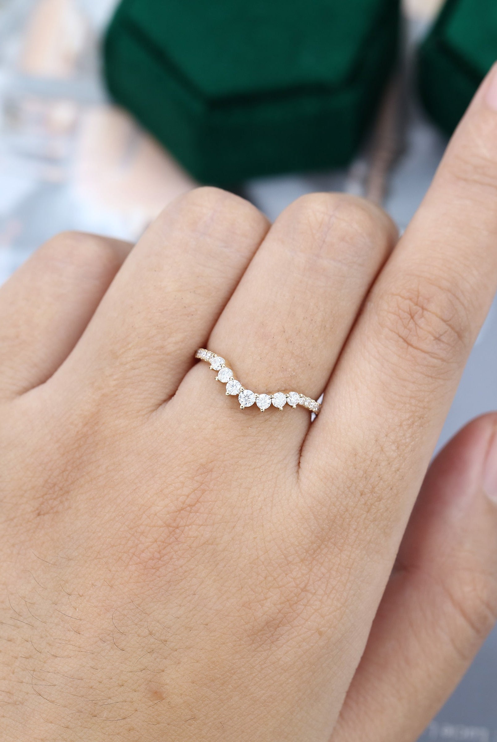 round-moissanite-curved-wedding-band