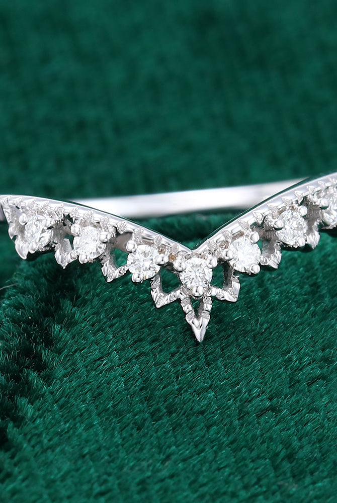 round-moissanite-tiara-wedding-band