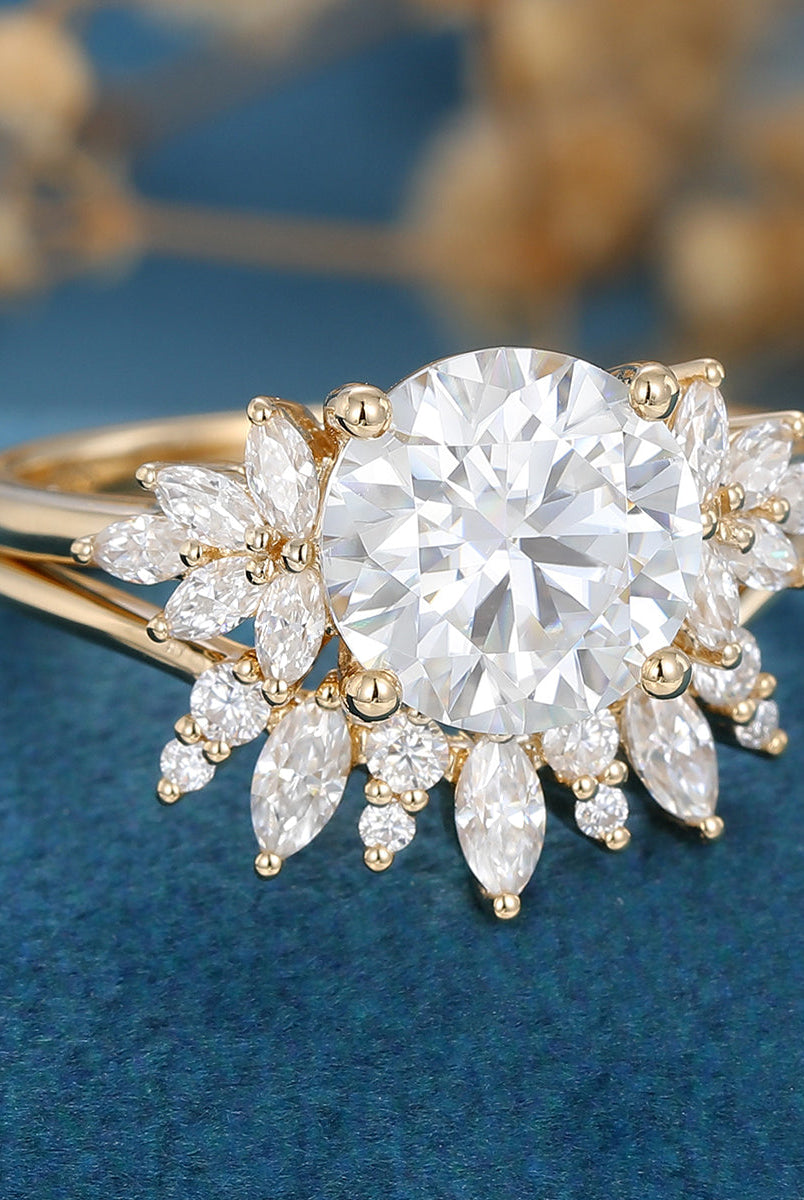 round-shaped-moissanite-cluster-bridal-set