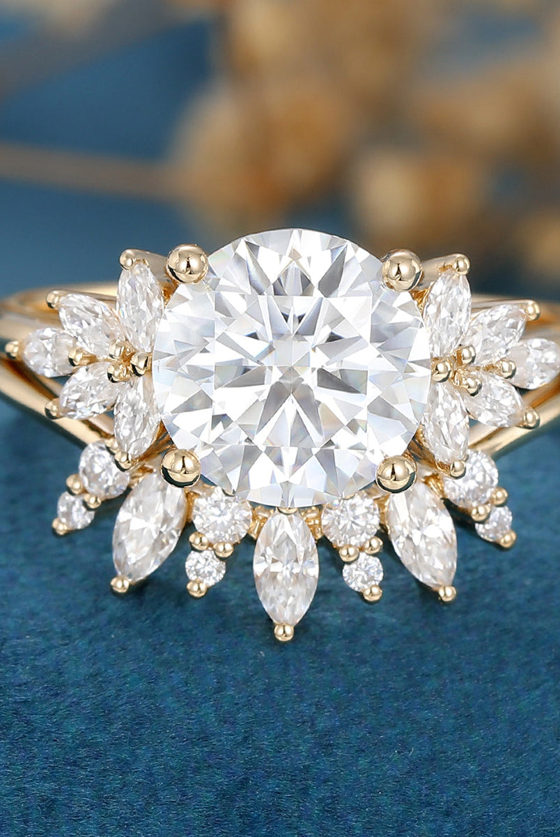 round-shaped-moissanite-cluster-bridal-set