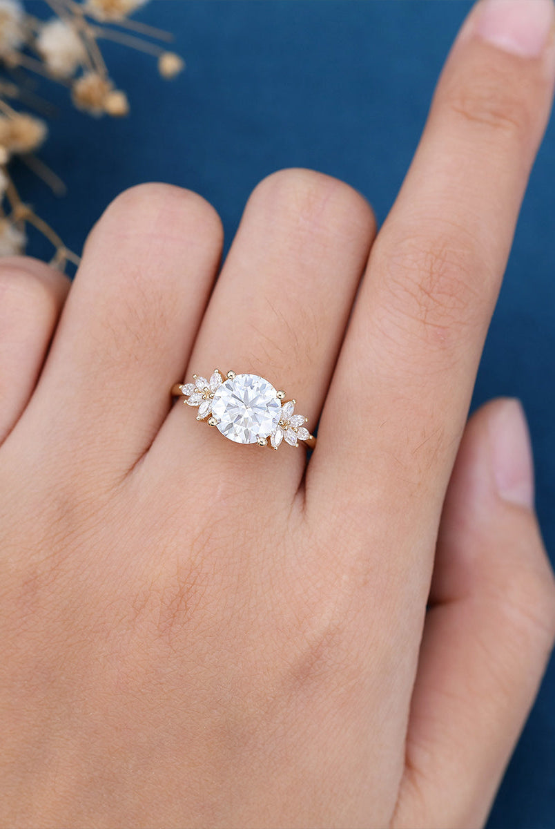 round-shaped-moissanite-cluster-engagement-ring