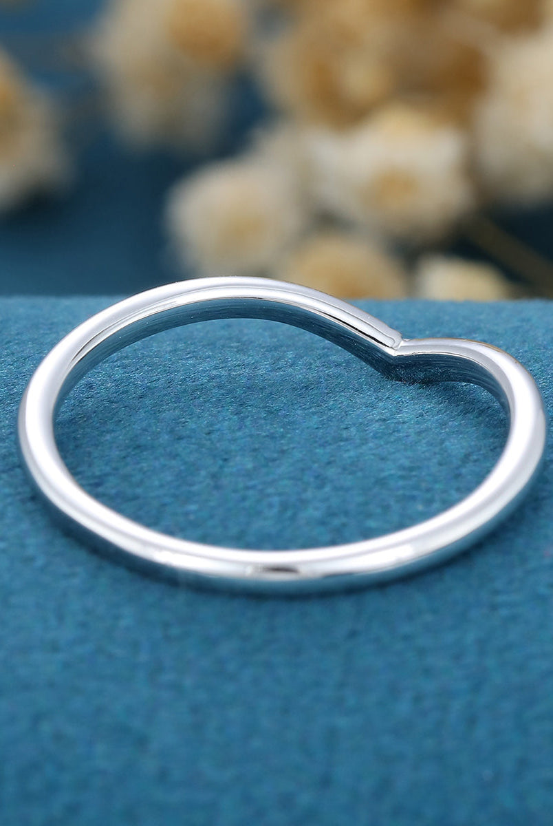 1-40-ct-round-shaped-moissanite-curved-wedding-band