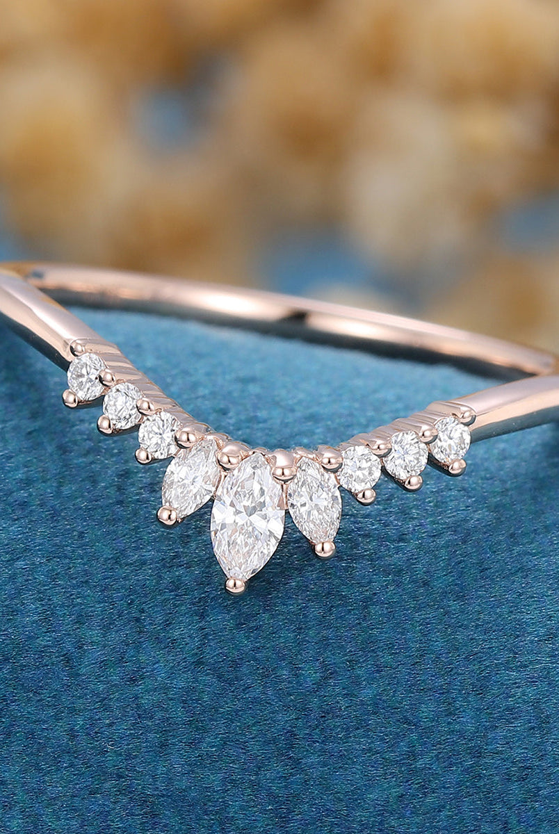 round-marquise-shaped-moissanite-curved-wedding-band