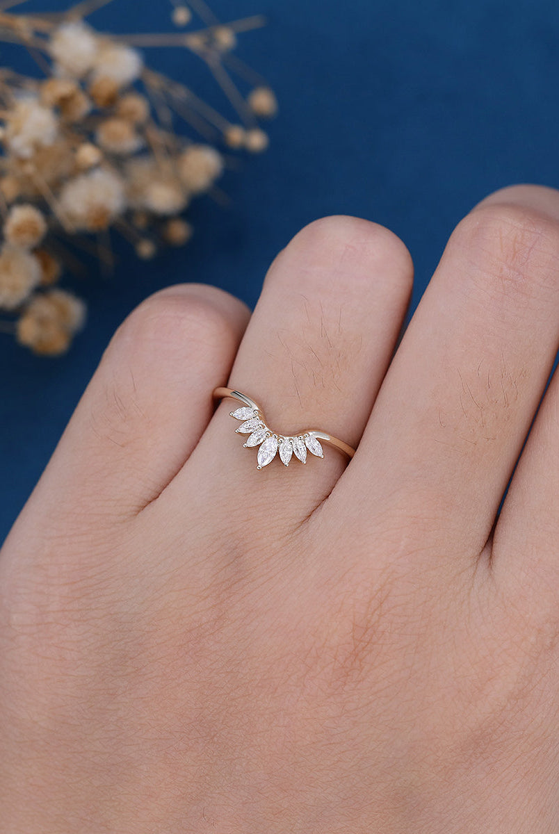 marquise-shaped-moissanite-curved-wedding-band
