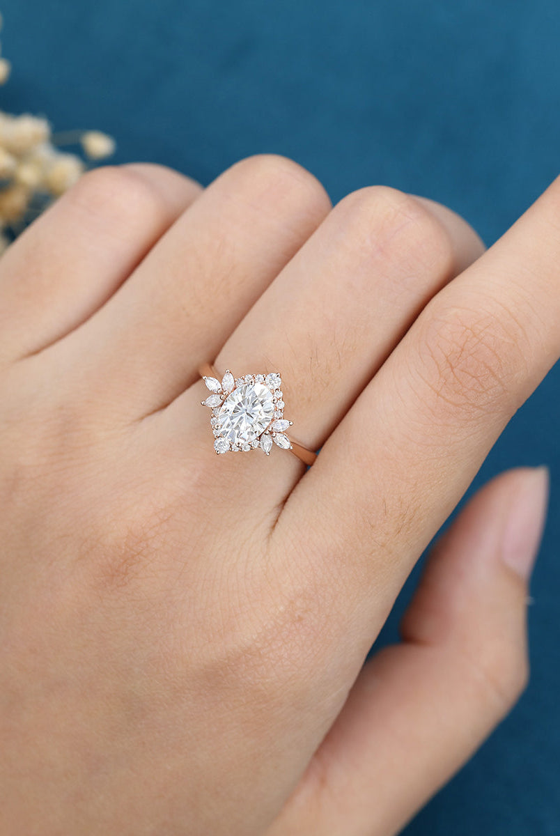 oval-shaped-moissanite-cluster-engagement-ring-5