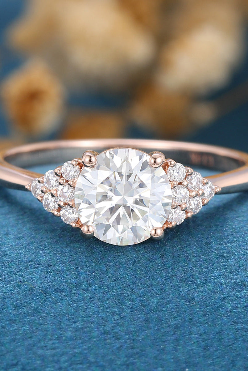0-68-ct-round-shaped-moissanite-cluster-engagement-ring-4