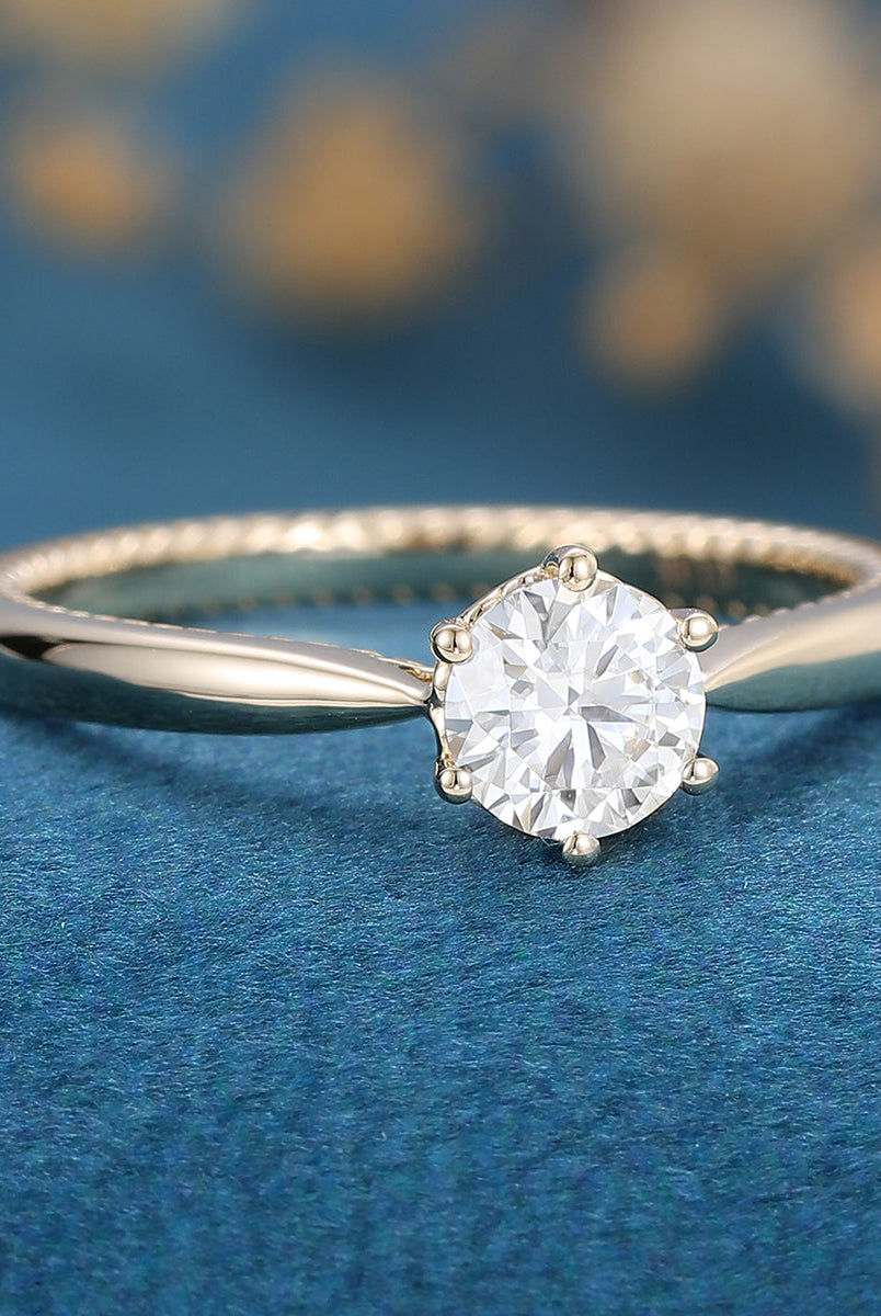 0-41-ct-round-shaped-moissanite-solitaire-engagement-ring-3