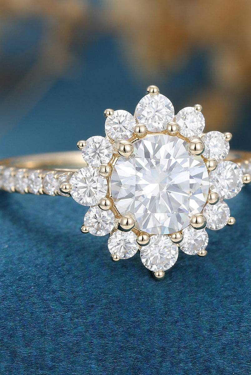 0-88-ct-round-shape-moissanite-halo-engagement-ring
