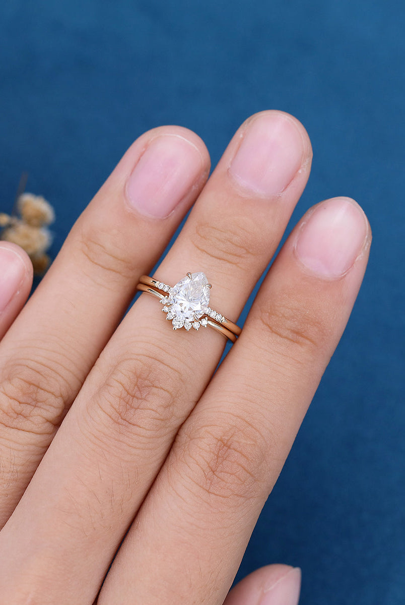 1-0-ct-pear-shaped-moissanite-solitaire-bridal-set-1