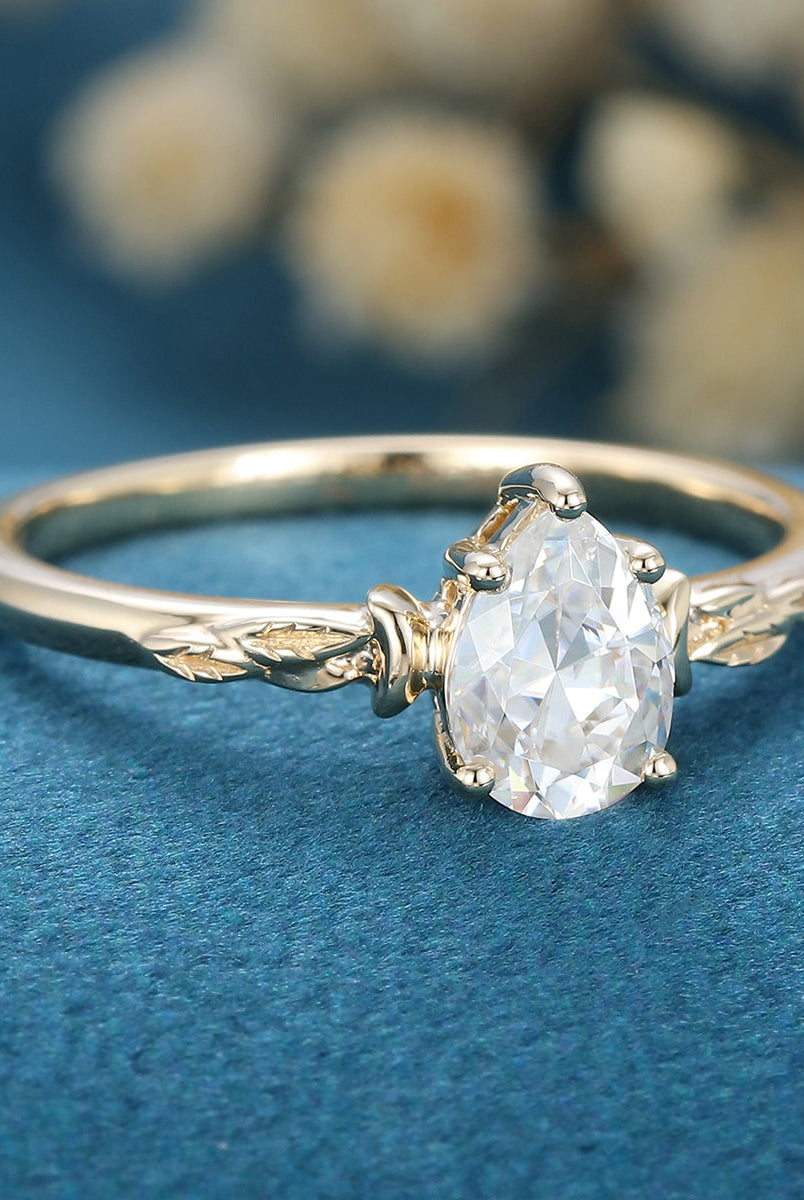 pear-shaped-moissanite-vintage-solitaire-engagement-ring