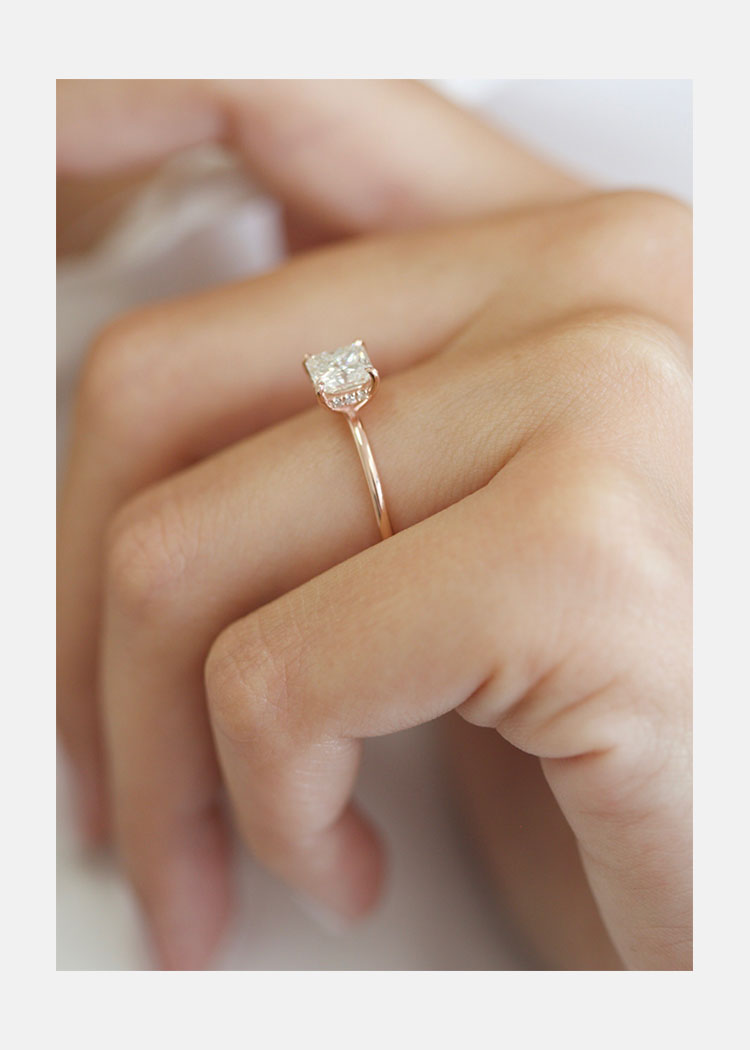 moissanite emerald cut gold band