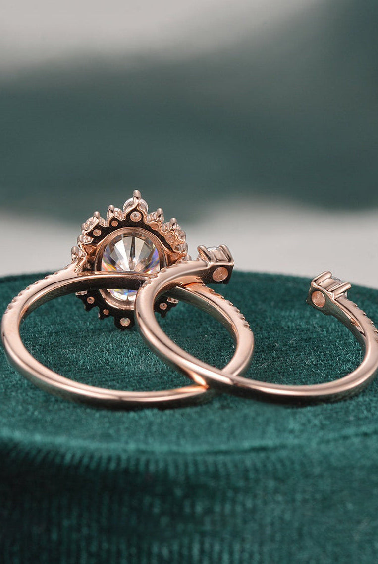 2-0-ct-oval-cut-halo-moissanite-bridal-ring-set-1