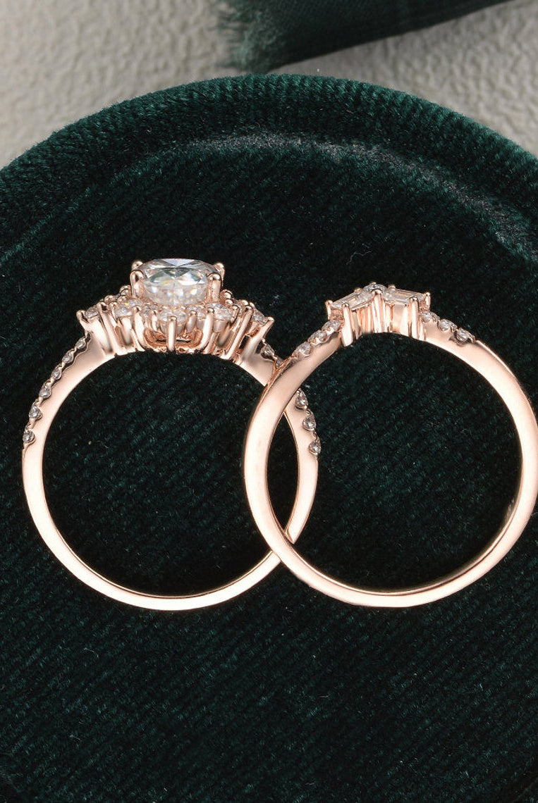 pear-cut-cluster-art-deco-moissanite-bridal-ring-set-1