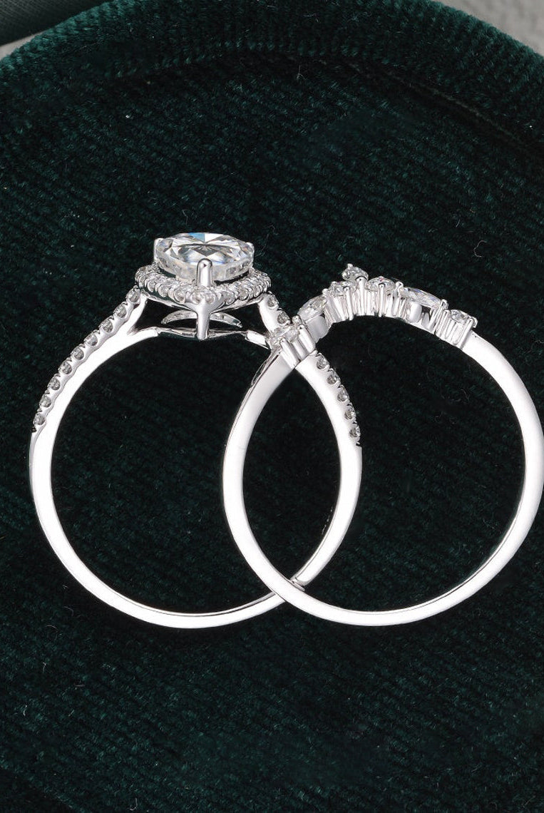 pear-cut-halo-moissanite-bridal-ring-set-1