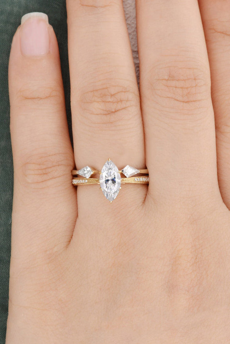 1-0-ct-marquise-cut-pave-moissanite-bridal-ring-set