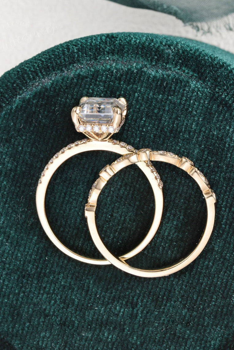2-50-ct-emerald-cut-solitaire-style-moissanite-bridal-ring-set-1