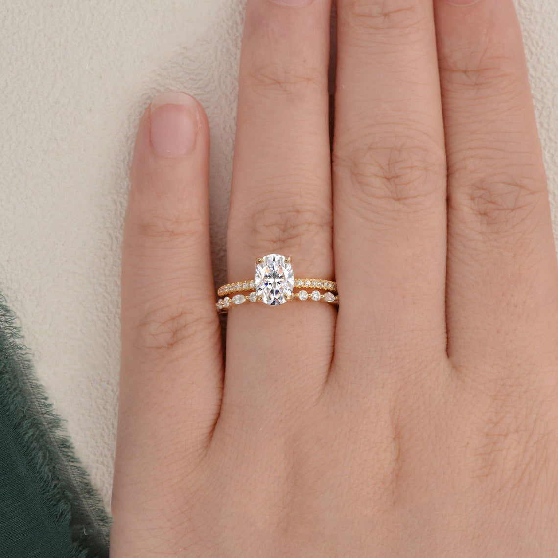 1-50-ct-oval-cut-solitaire-moissanite-bridal-ring-set-1