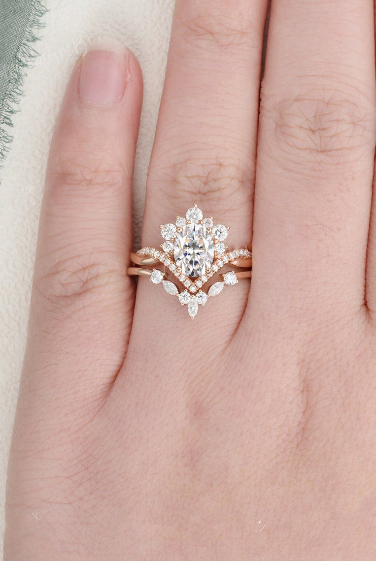1-50-ct-oval-cut-twisted-art-deco-moissanite-bridal-ring-set