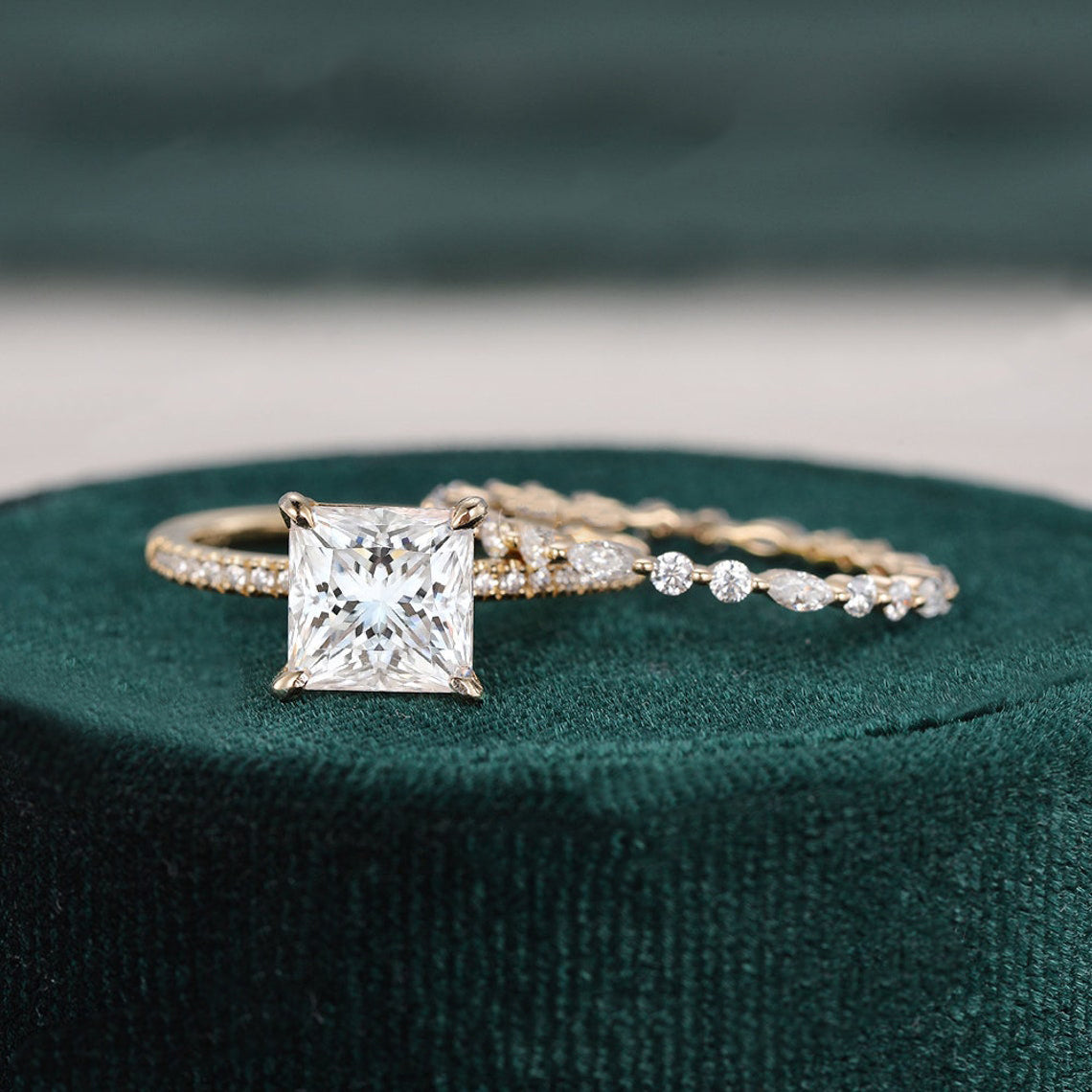 2-0-ct-princess-cut-solitaire-moissanite-bridal-ring-set