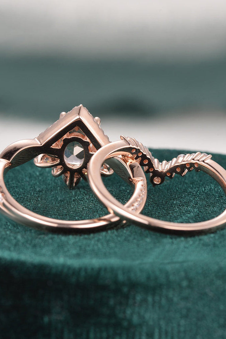 oval-cut-cluster-moissanite-bridal-ring-set