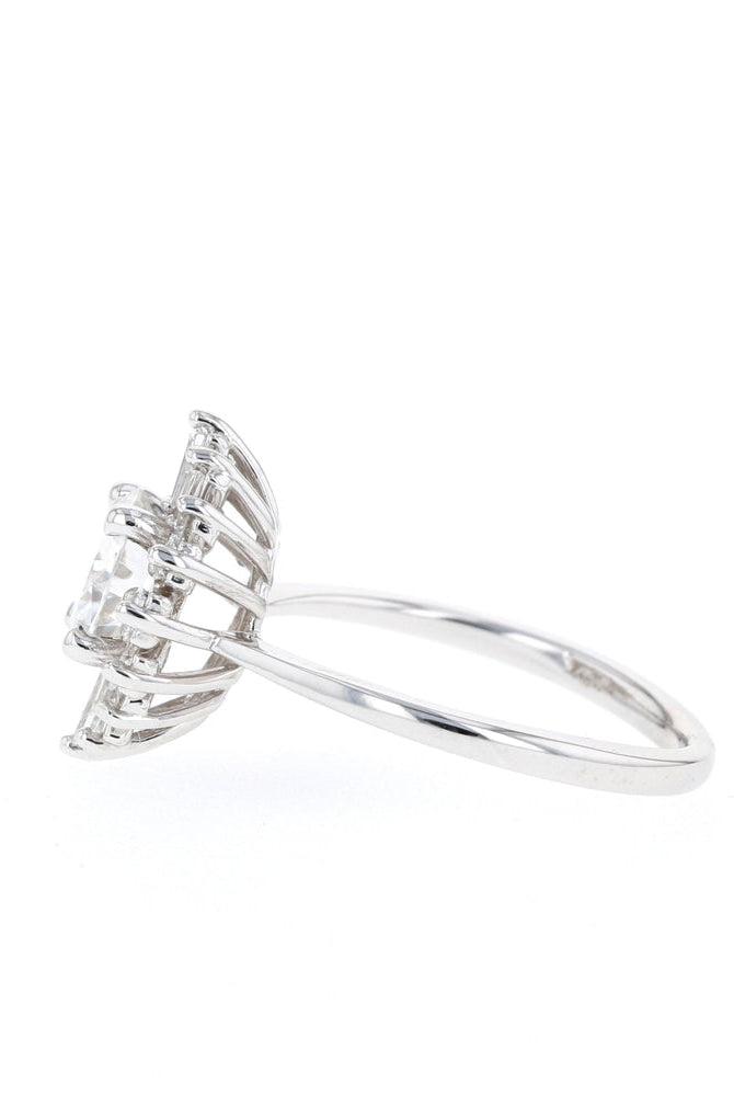 1.05CT Round Cluster Moissanite Diamond Solitaire Engagement Ring