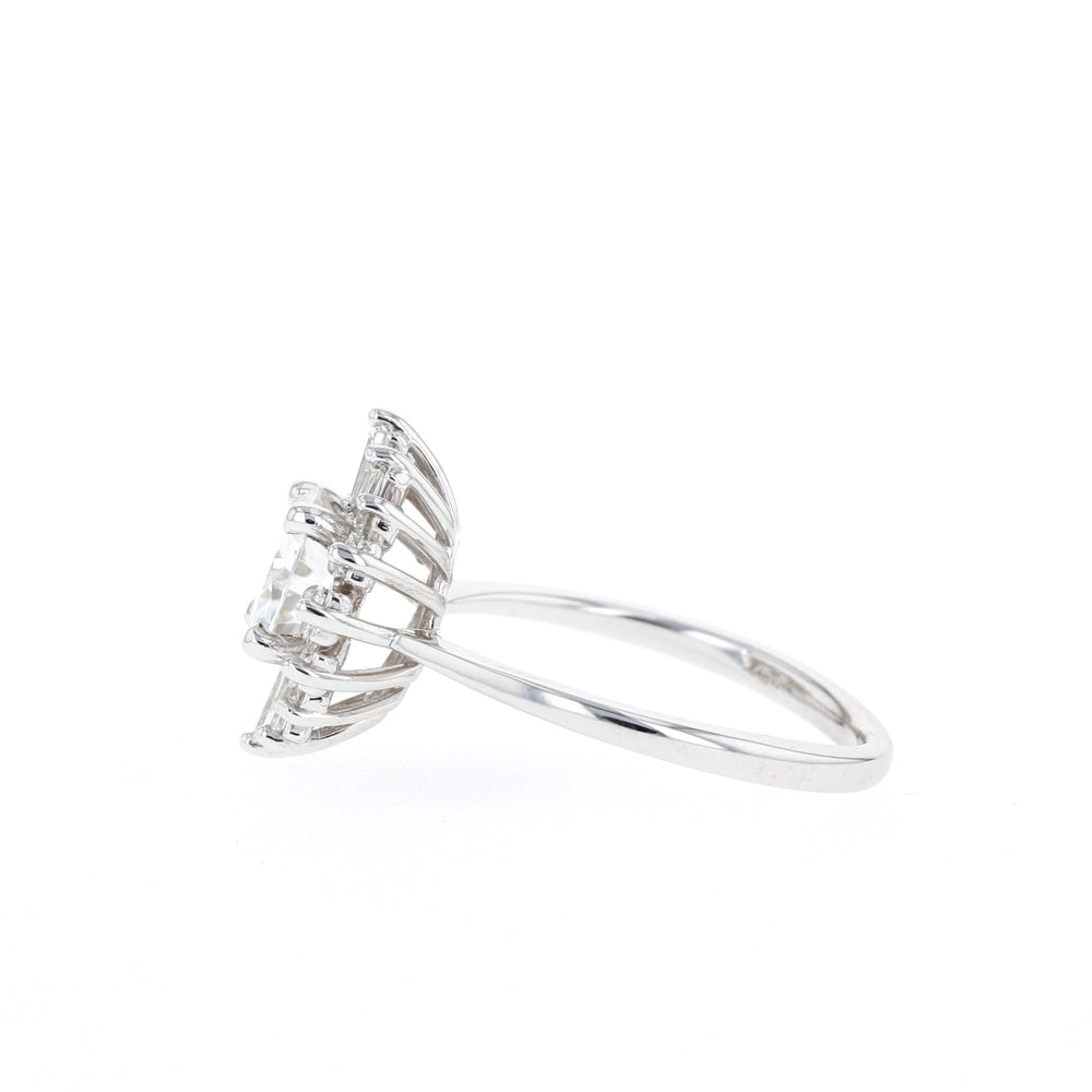 1.05CT Round Cluster Moissanite Diamond Solitaire Engagement Ring