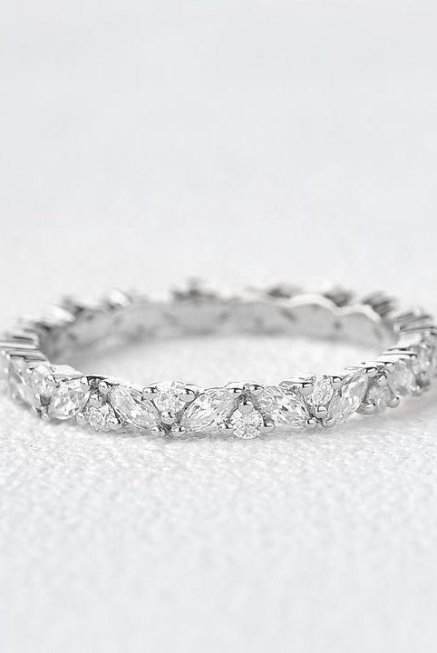 round-and-marquise-alternative-moissanite-wedding-band