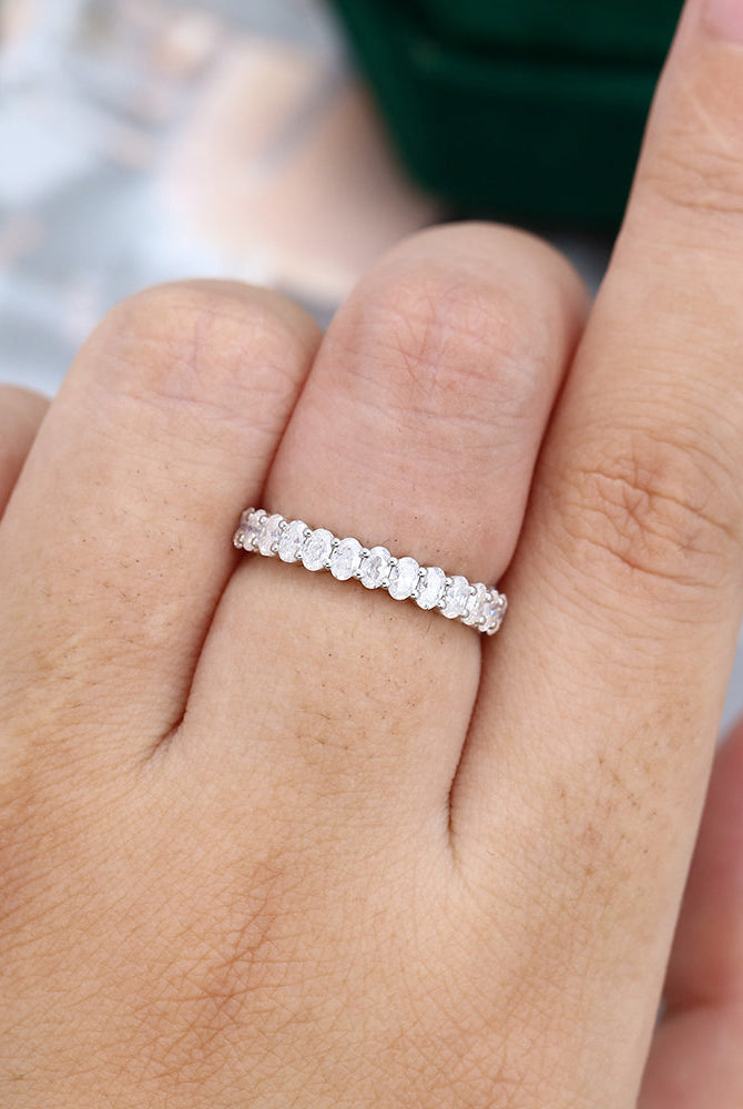 oval-moissanite-half-eternity-wedding-band