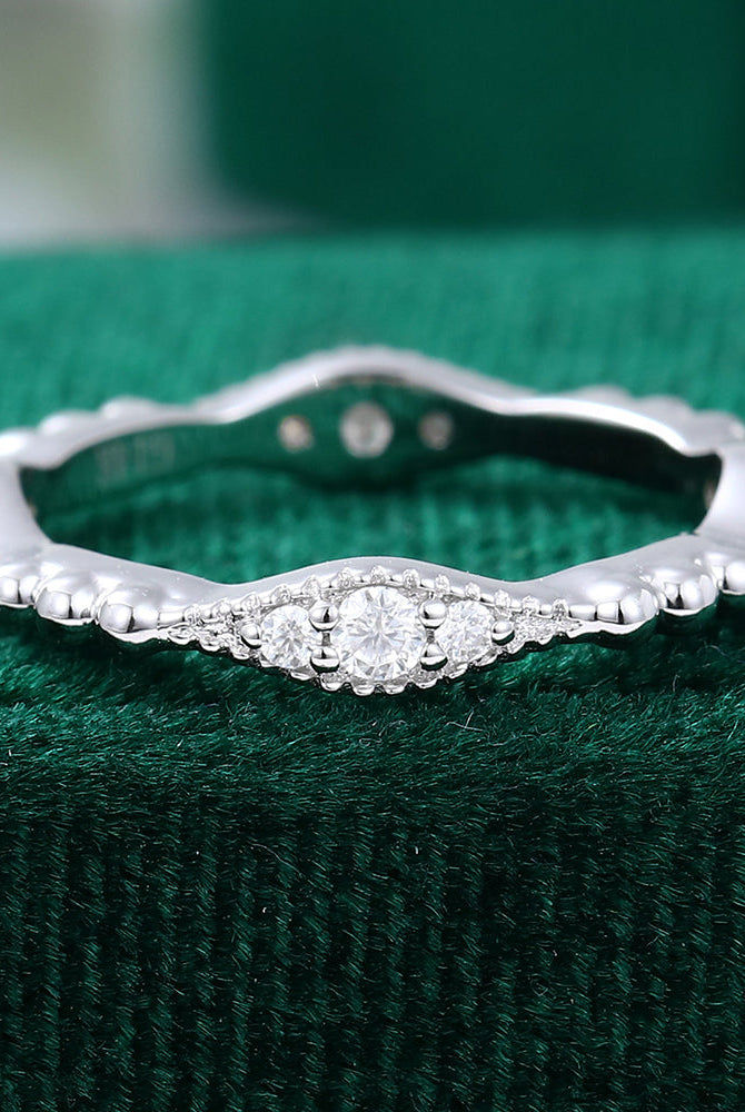 0-27-ct-round-moissanite-vinatge-wedding-band