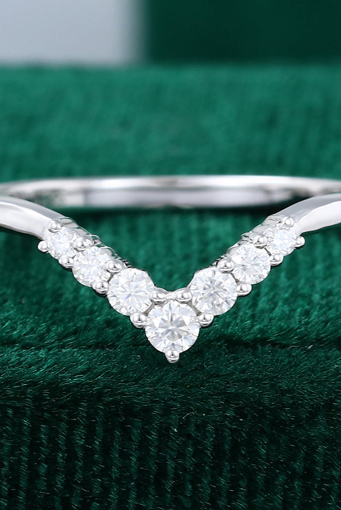 round-moissanite-curved-wedding-band