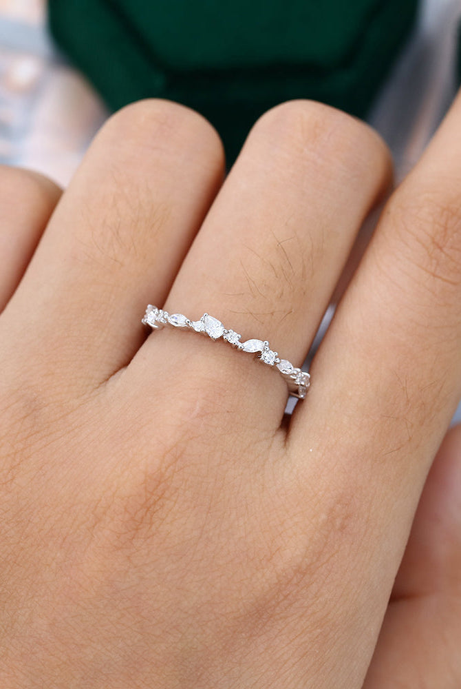 round-pear-marquise-moissanite-cluster-wedding-band