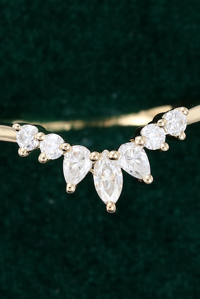 0-27-round-moissanite-curved-wedding-band